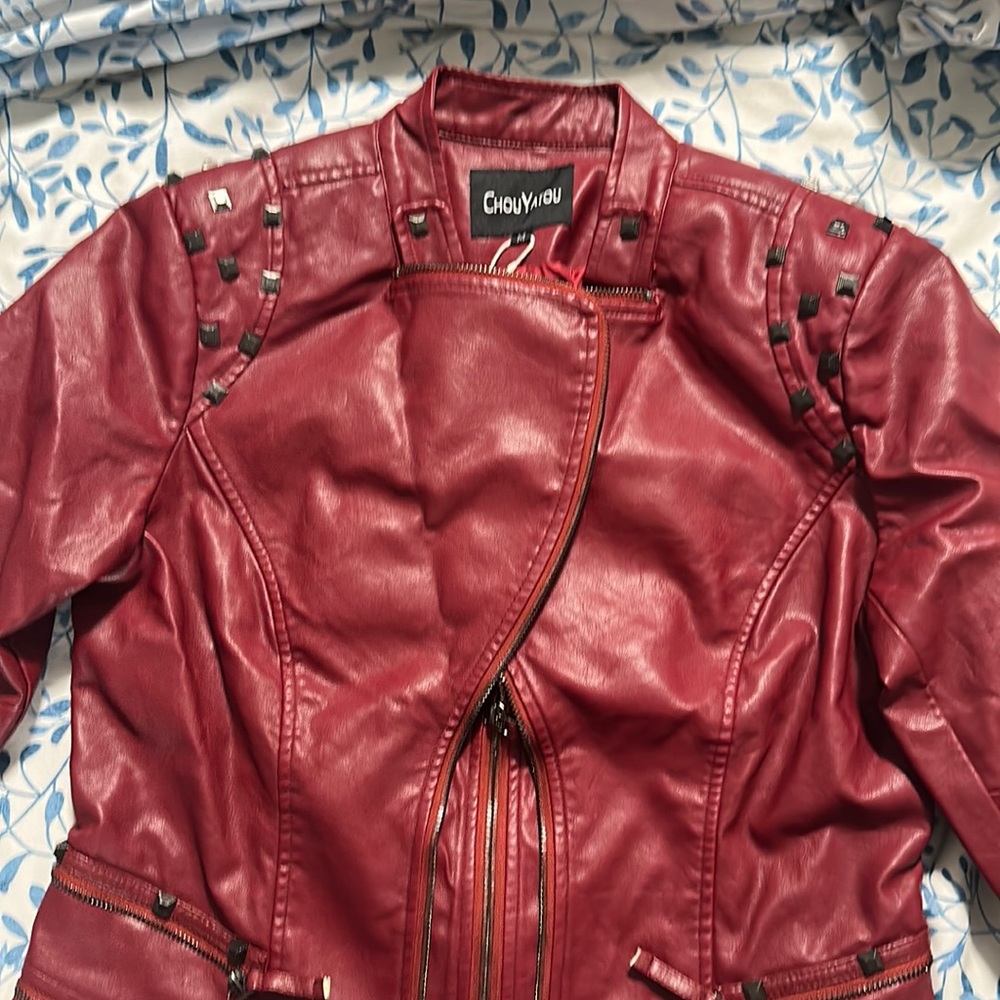 Chouyatou Women Fashion Studded Perfectly Shaping Faux Leather Biker Jacket